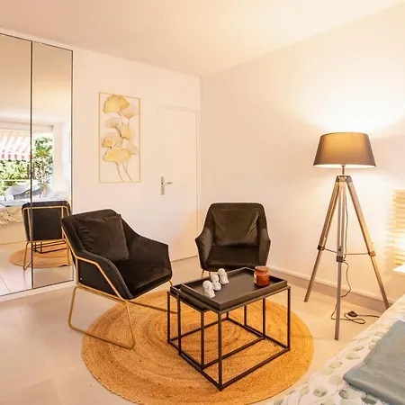 Apartment Eden Flat, Avec Terrasse, *